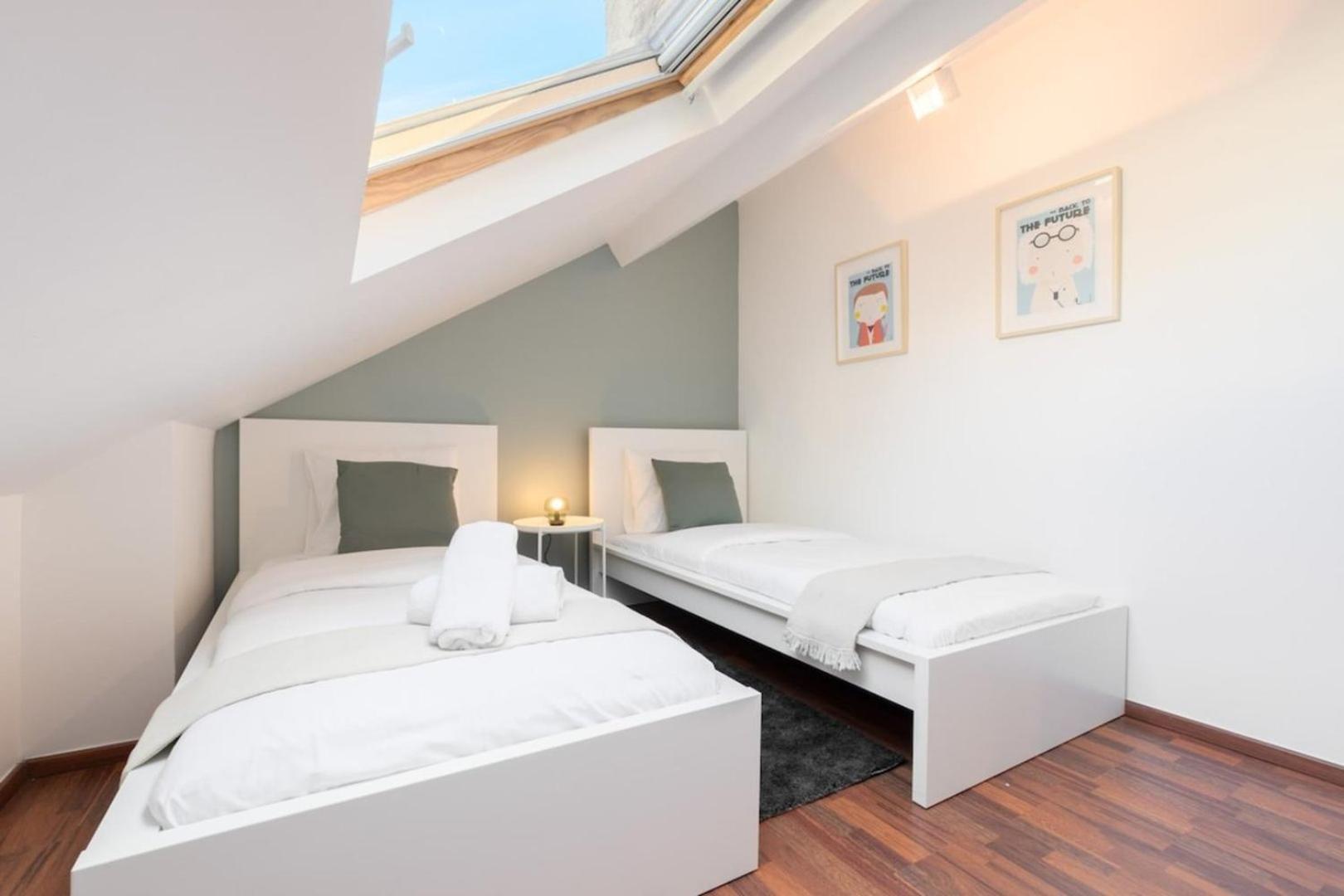 Lille Center - 4 Bedroom Duplex Apartment! Buitenkant foto