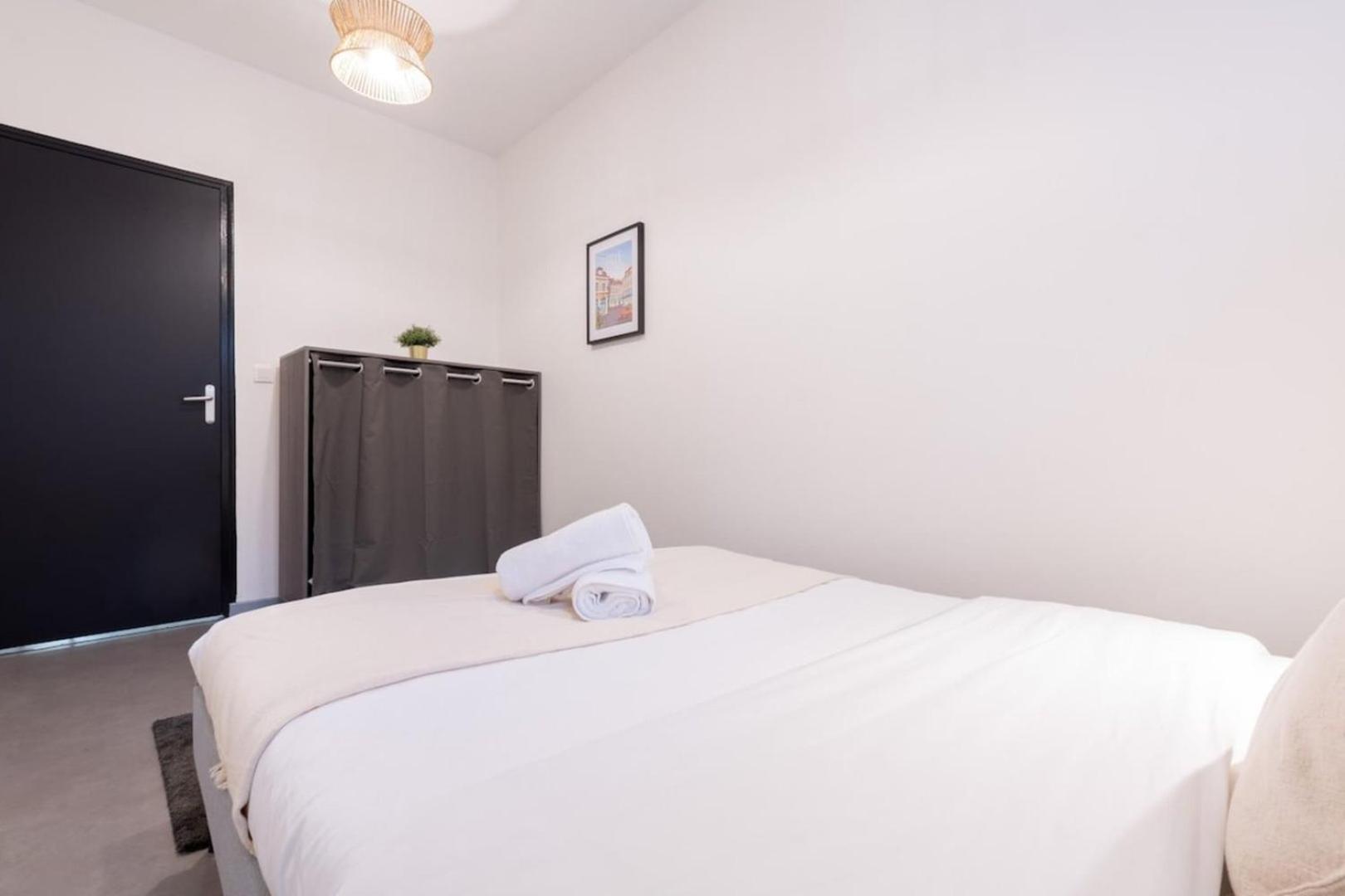Lille Center - 4 Bedroom Duplex Apartment! Buitenkant foto