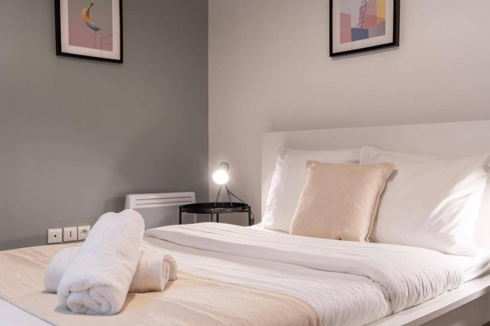 Lille Center - 4 Bedroom Duplex Apartment! Buitenkant foto