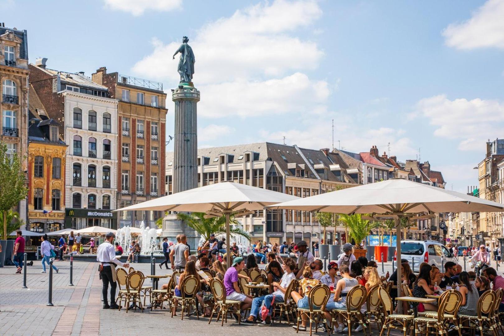 Lille Center - 4 Bedroom Duplex Apartment! Buitenkant foto